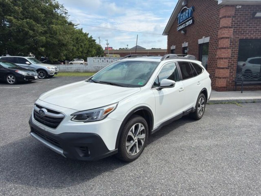 Used 2022 Subaru Outback Limited SUV