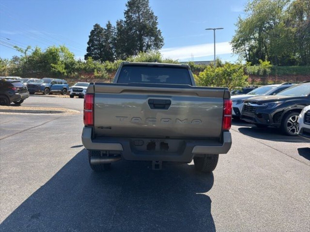 Used 2025 Toyota Tacoma TRD Off-Road Truck
