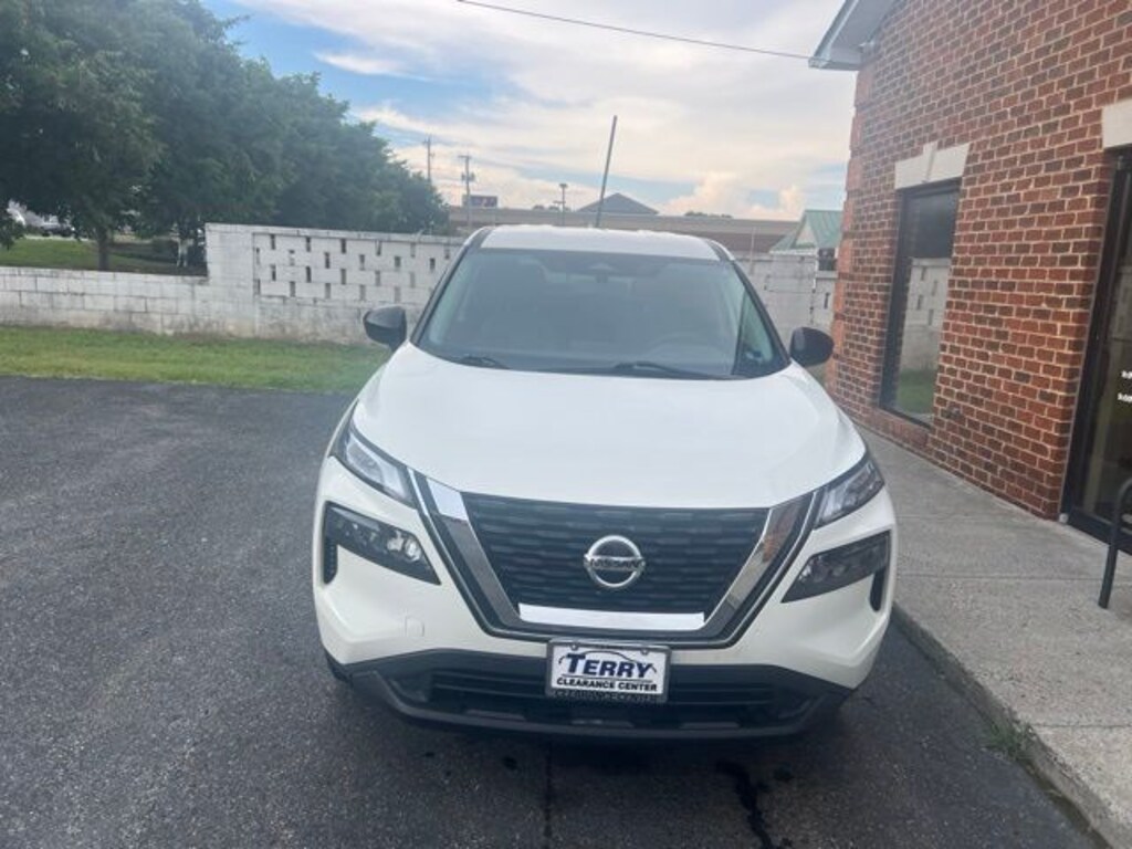 Used 2021 Nissan Rogue S SUV