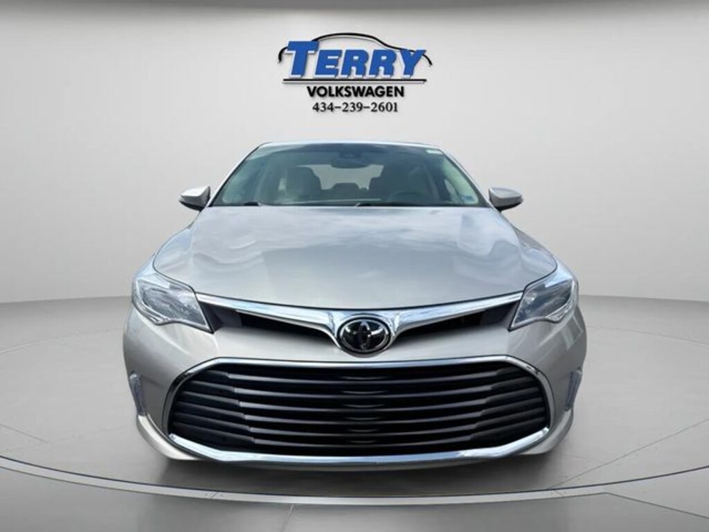 Used 2018 Toyota Avalon XLE Premium Sedan