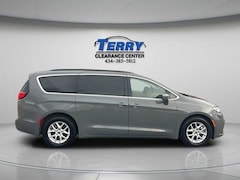 2022 Chrysler Pacifica Touring L Minivan/Van