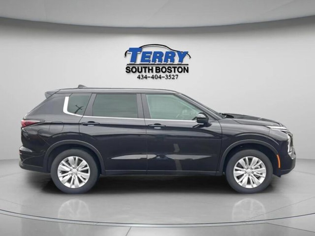 Used 2025 Mitsubishi Outlander ES SUV