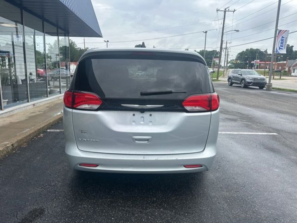 Used 2023 Chrysler Voyager LX Minivan/Van