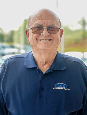 Staff member Nelson Harvey from 93e6a480db4c