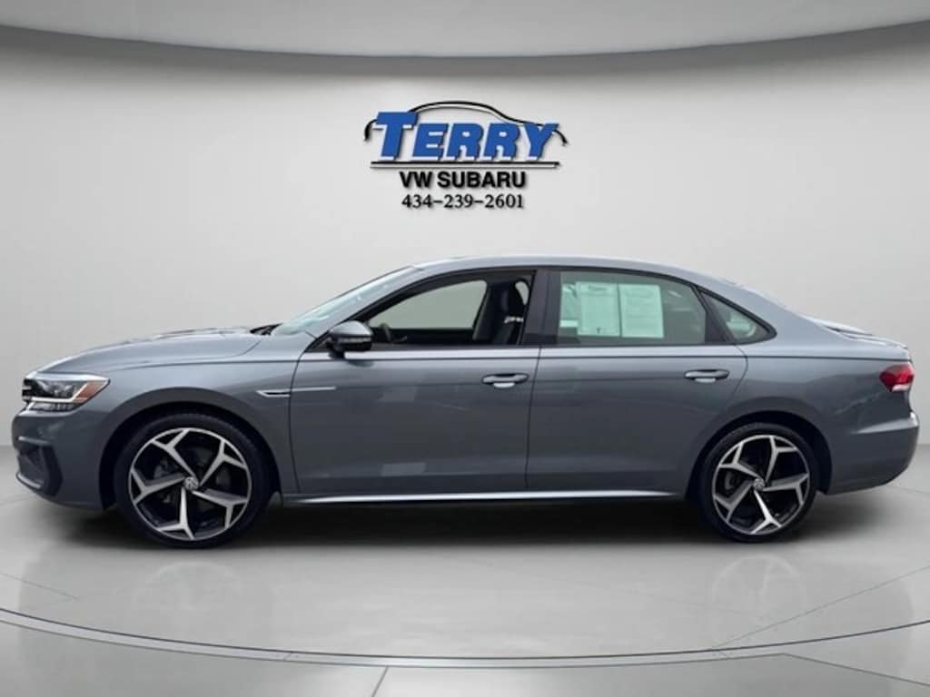Used 2020 Volkswagen Passat 2.0T R-Line Sedan