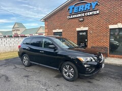 Used 2020 Nissan Pathfinder S SUV for sale