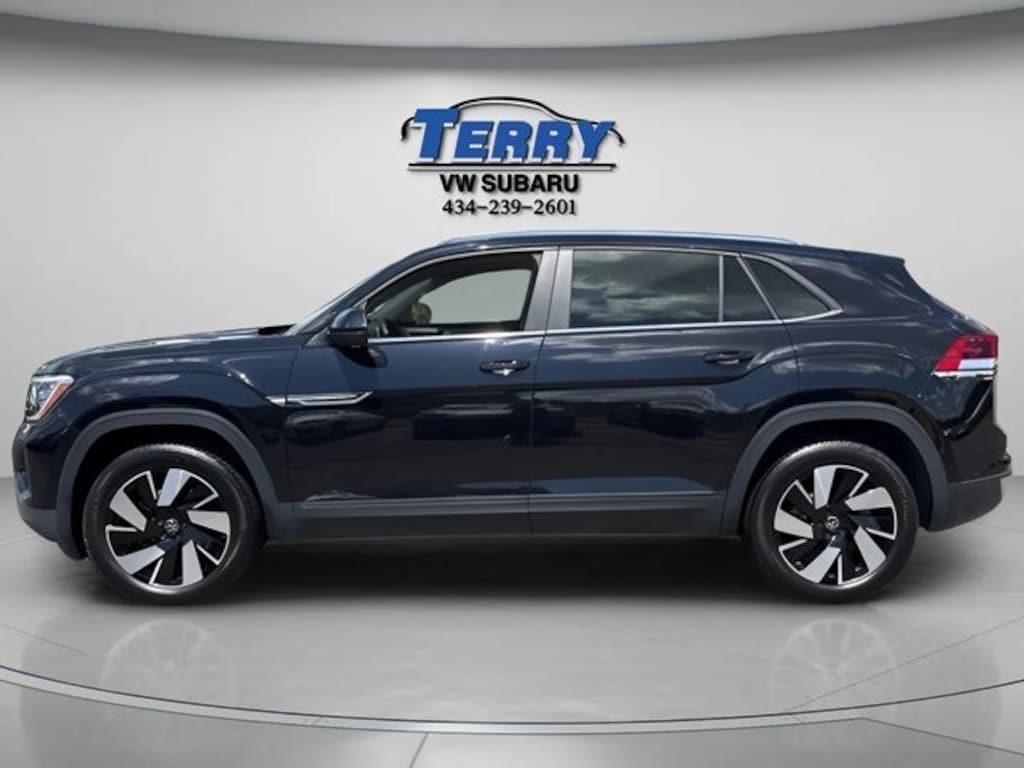 Used 2024 Volkswagen Atlas Cross Sport 2.0T SE w/Technology SUV