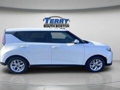 Used 2024 Kia Soul LX Hatchback for sale