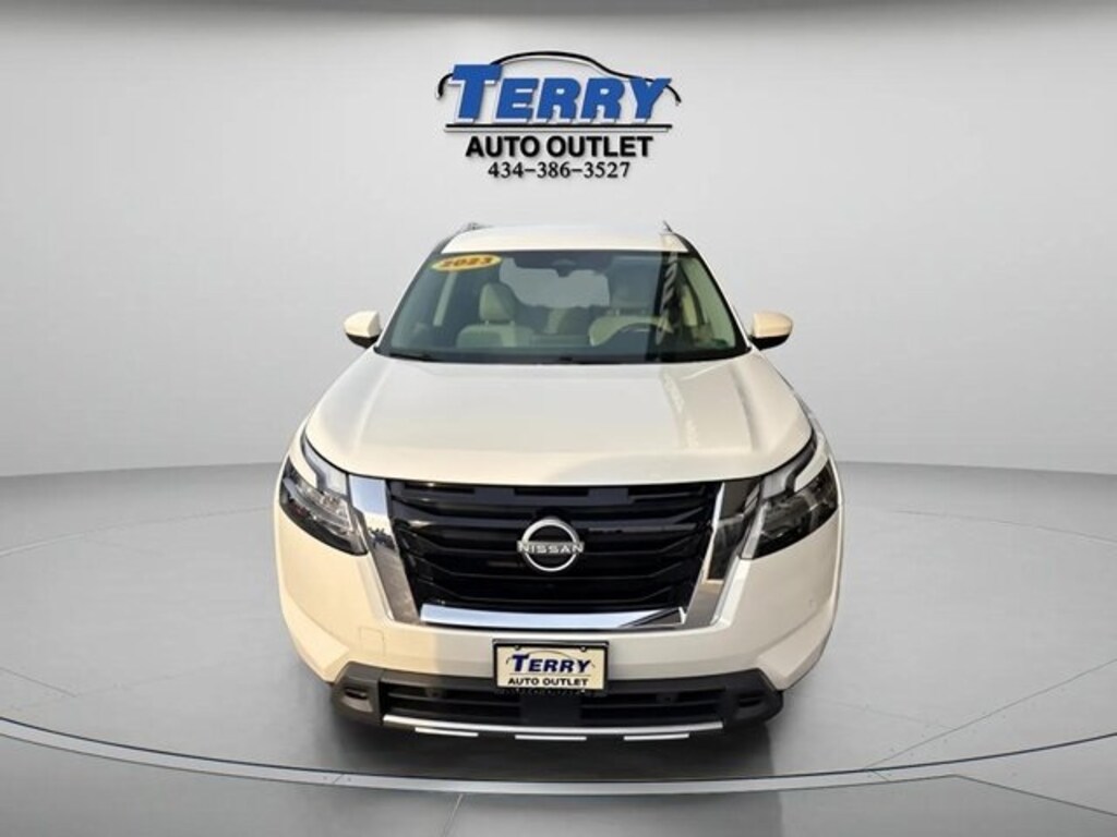Used 2023 Nissan Pathfinder SL SUV
