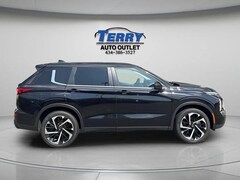 Used 2022 Mitsubishi Outlander ES SUV for sale