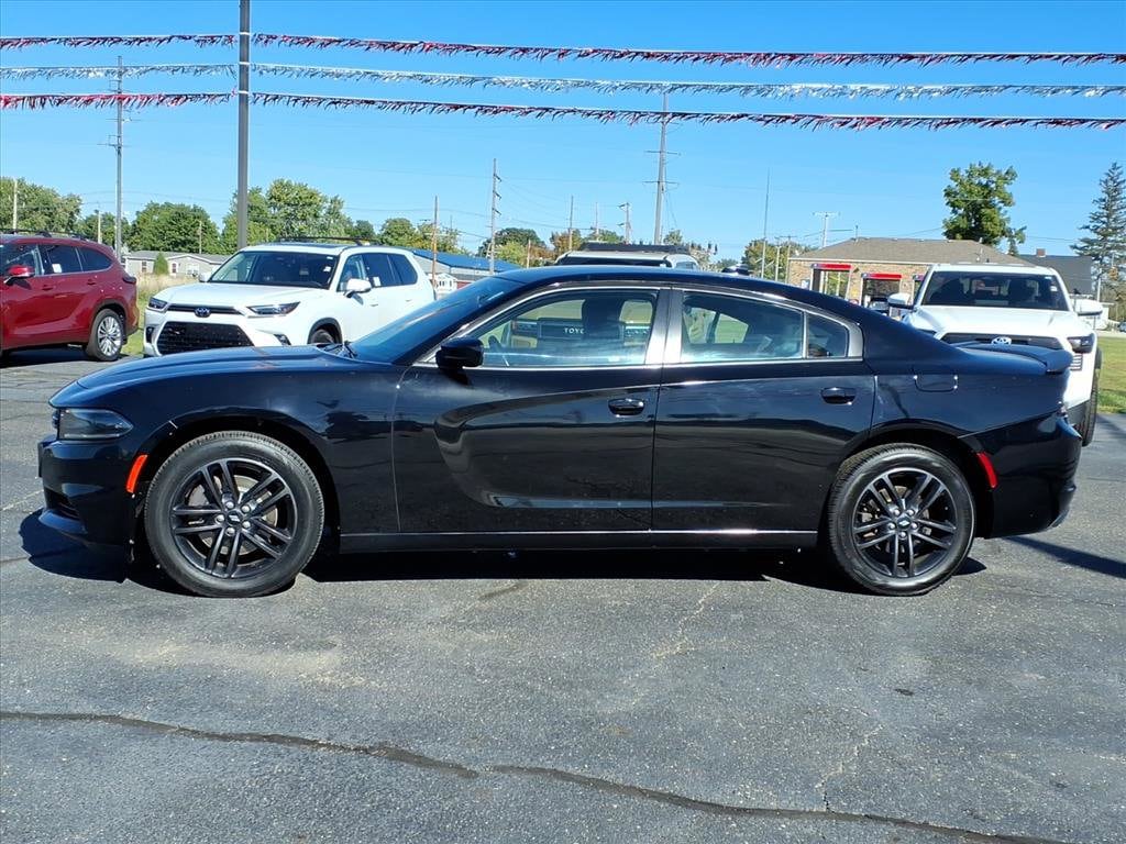 Used 2019 Dodge Charger SXT Sedan