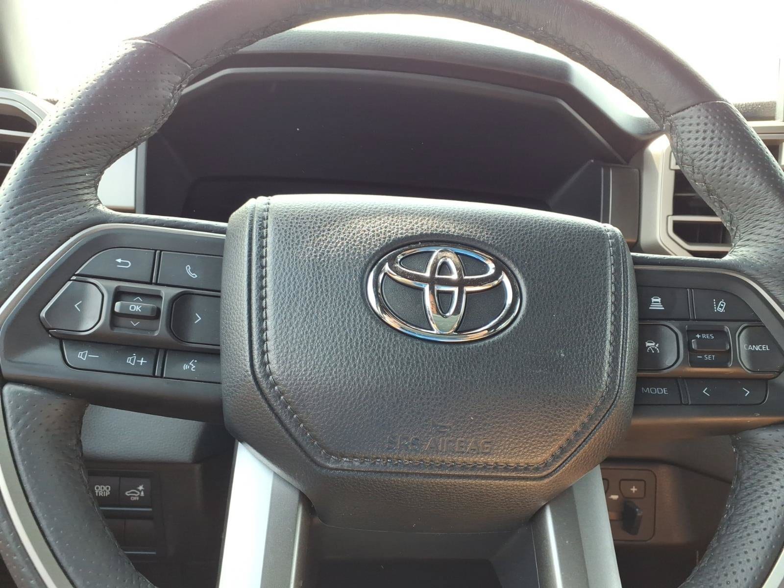 2025 Toyota Sequoia SR5 - Photo 24