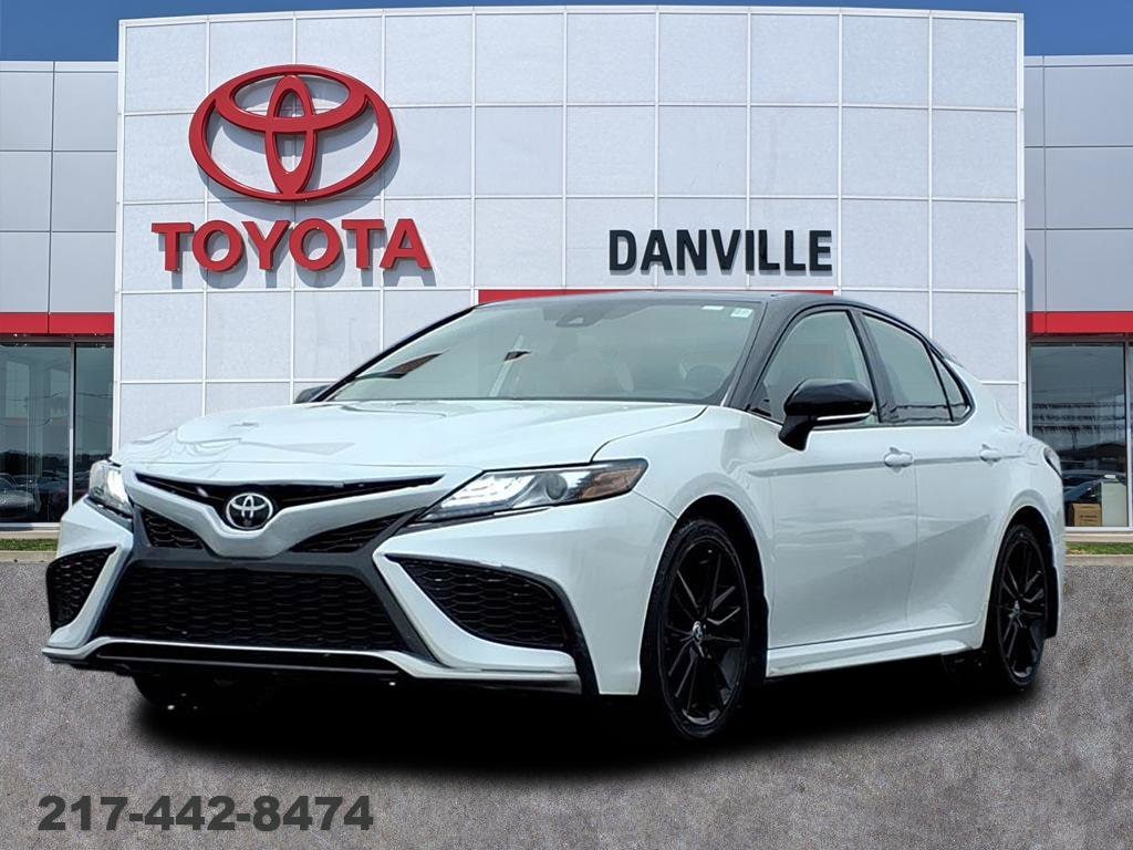2024 Toyota Camry XSE's photo
