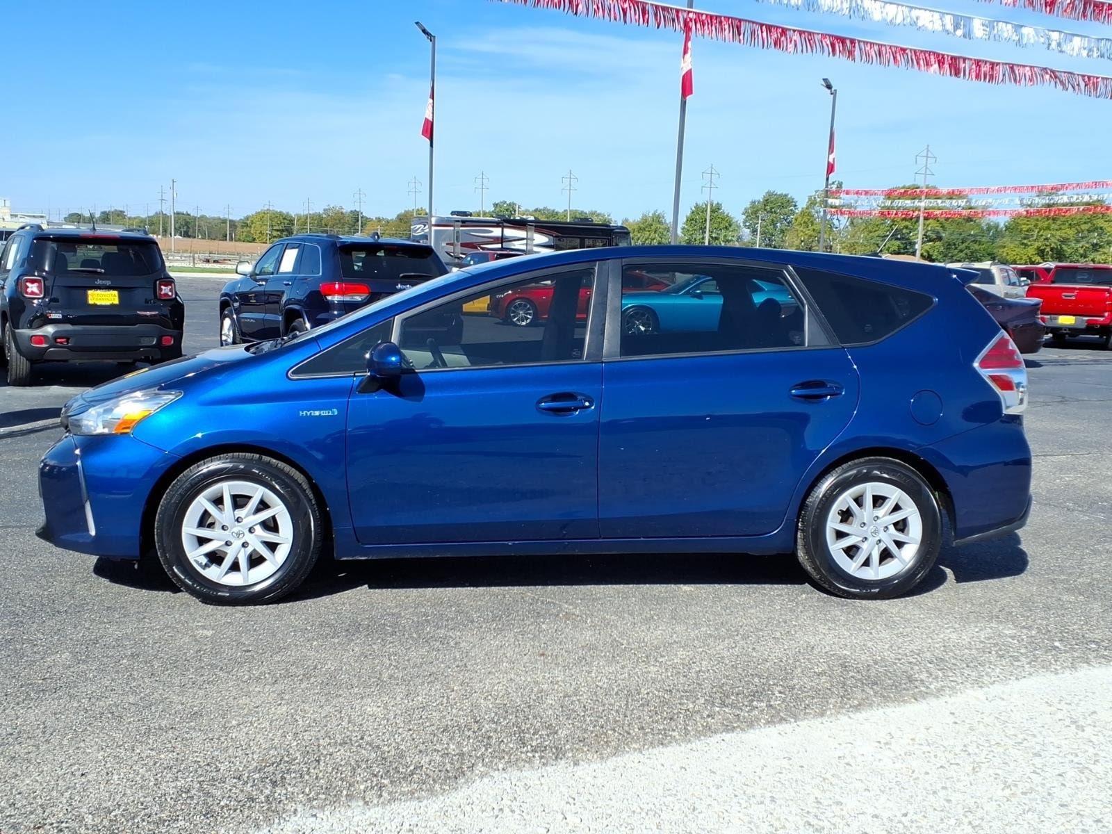 Used 2015 Toyota Prius v Five with VIN JTDZN3EU7FJ032047 for sale in Tilton, IL