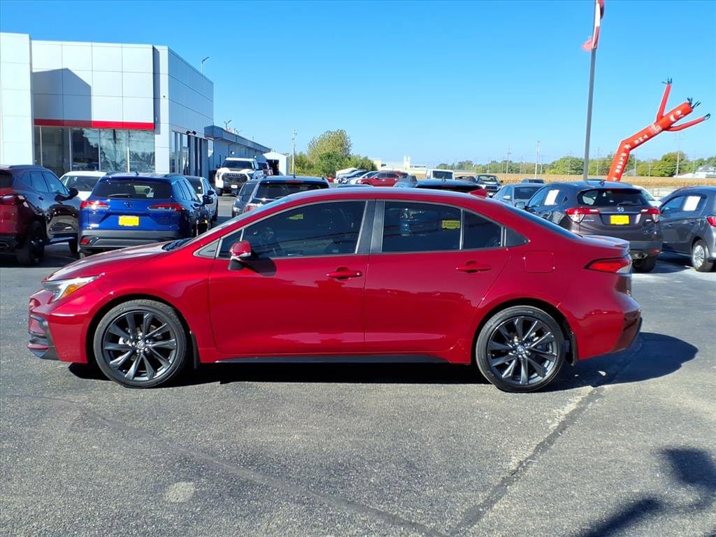 Used 2024 Toyota Corolla SE Sedan