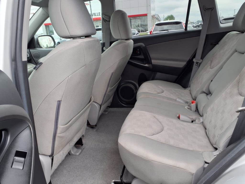 2012 Toyota RAV4 Base photo 3