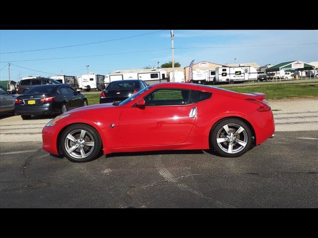 Used 2009 Nissan 370Z Touring with VIN JN1AZ44E29M401419 for sale in Tilton, IL