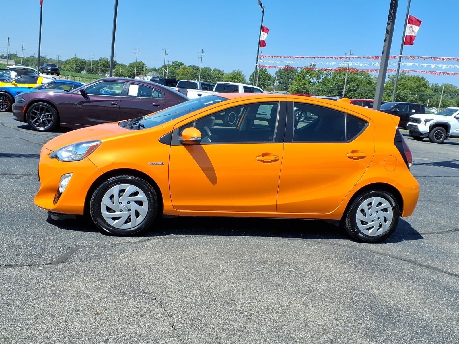 Used 2016 Toyota Prius c Two with VIN JTDKDTB35G1132651 for sale in Tilton, IL