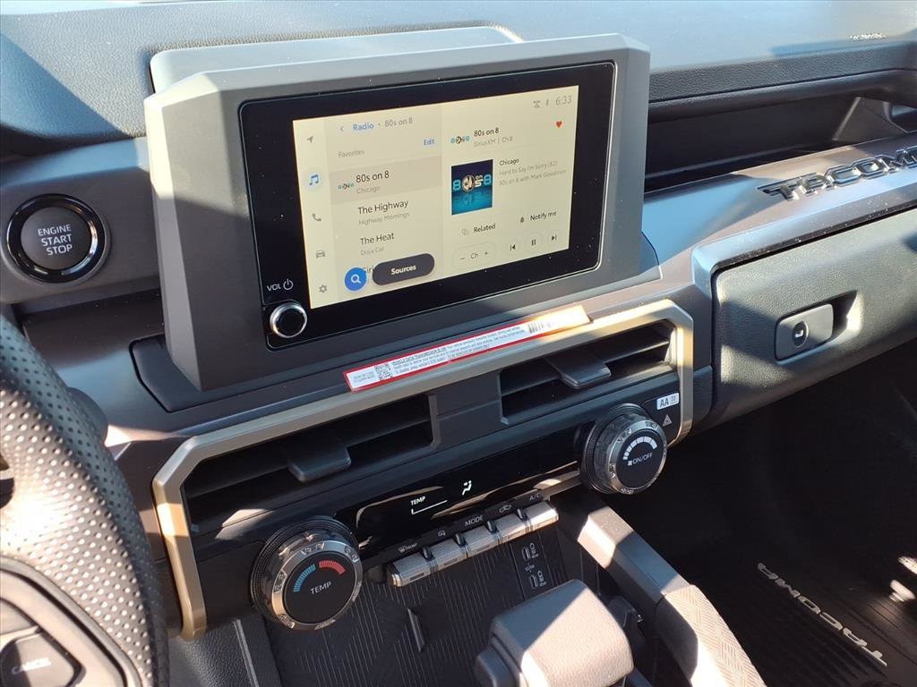 2025 Toyota Tacoma SR5 - Photo 6