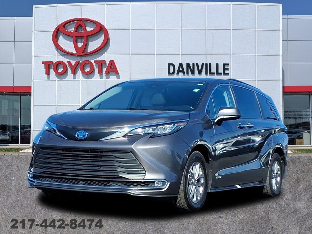 Used 2021 Toyota Sienna XLE 7 Passenger Van