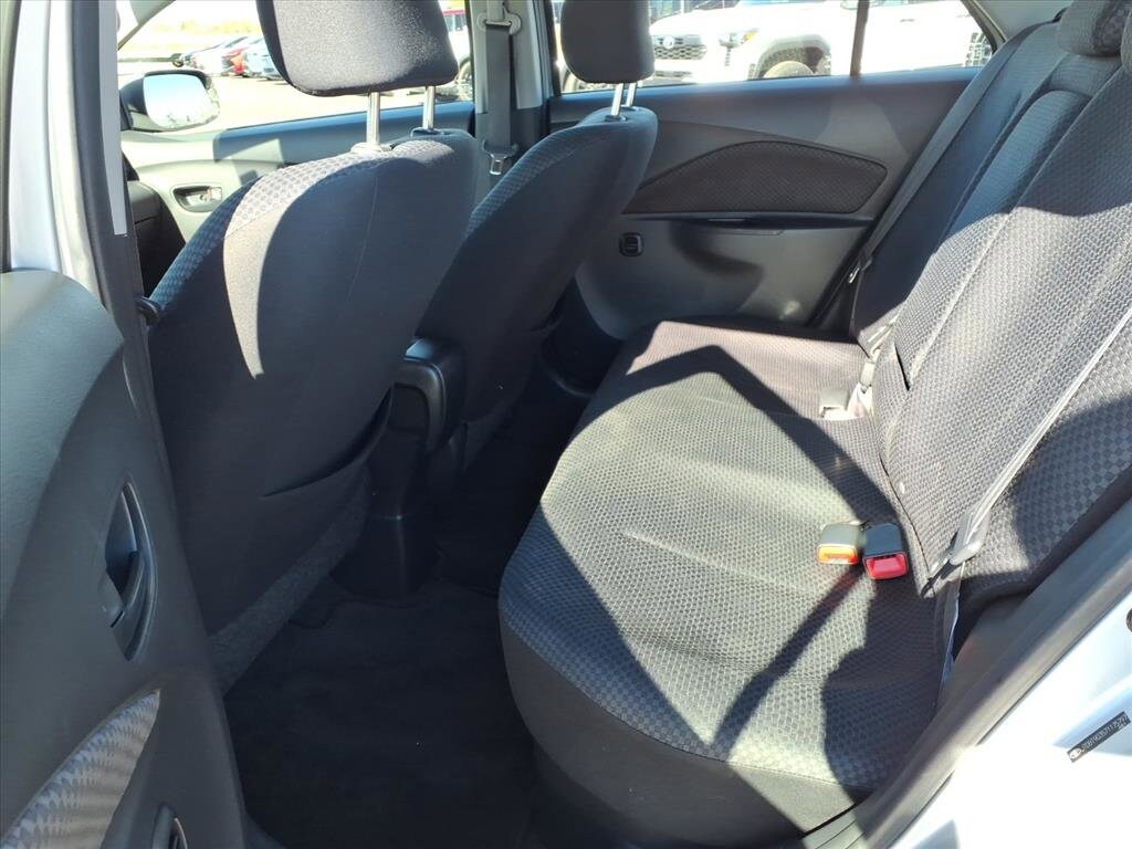 2007 Toyota Yaris Base photo 3