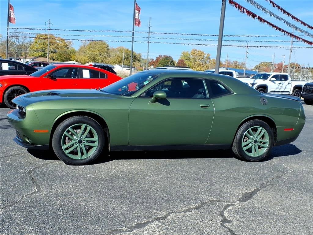 Used 2019 Dodge Challenger SXT Coupe