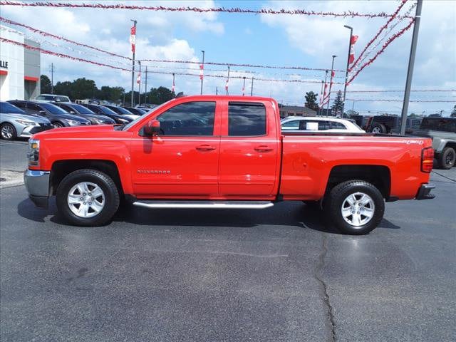 Used 2017 Chevrolet Silverado 1500 LT with VIN 1GCVKRECXHZ357670 for sale in Tilton, IL