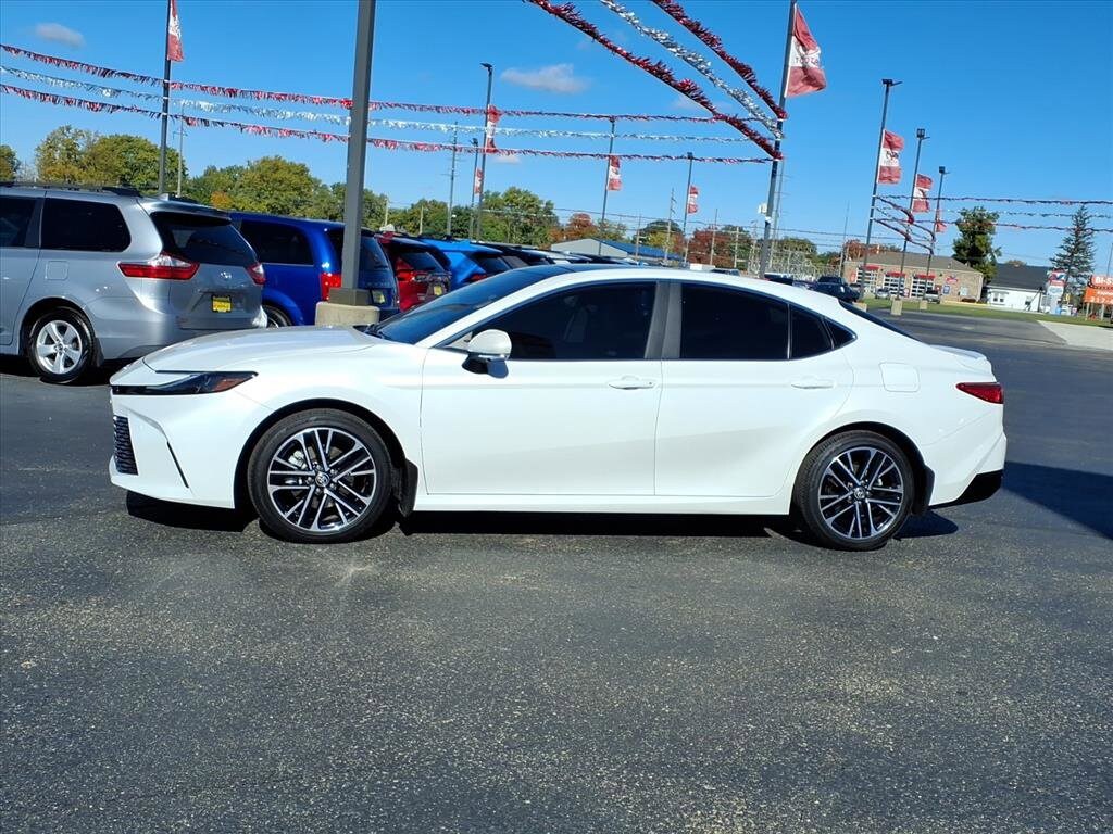 2025 Toyota Camry XLE photo 2