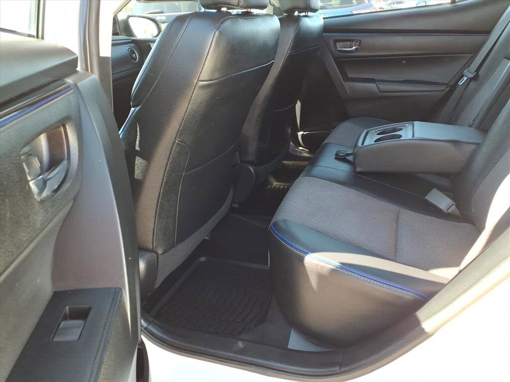 2018 Toyota Corolla SE photo 4