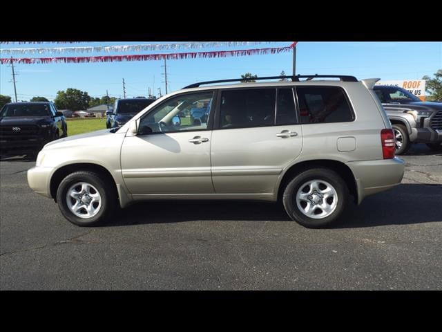 Used 2002 Toyota Highlander Base with VIN JTEGD21A720040452 for sale in Tilton, IL