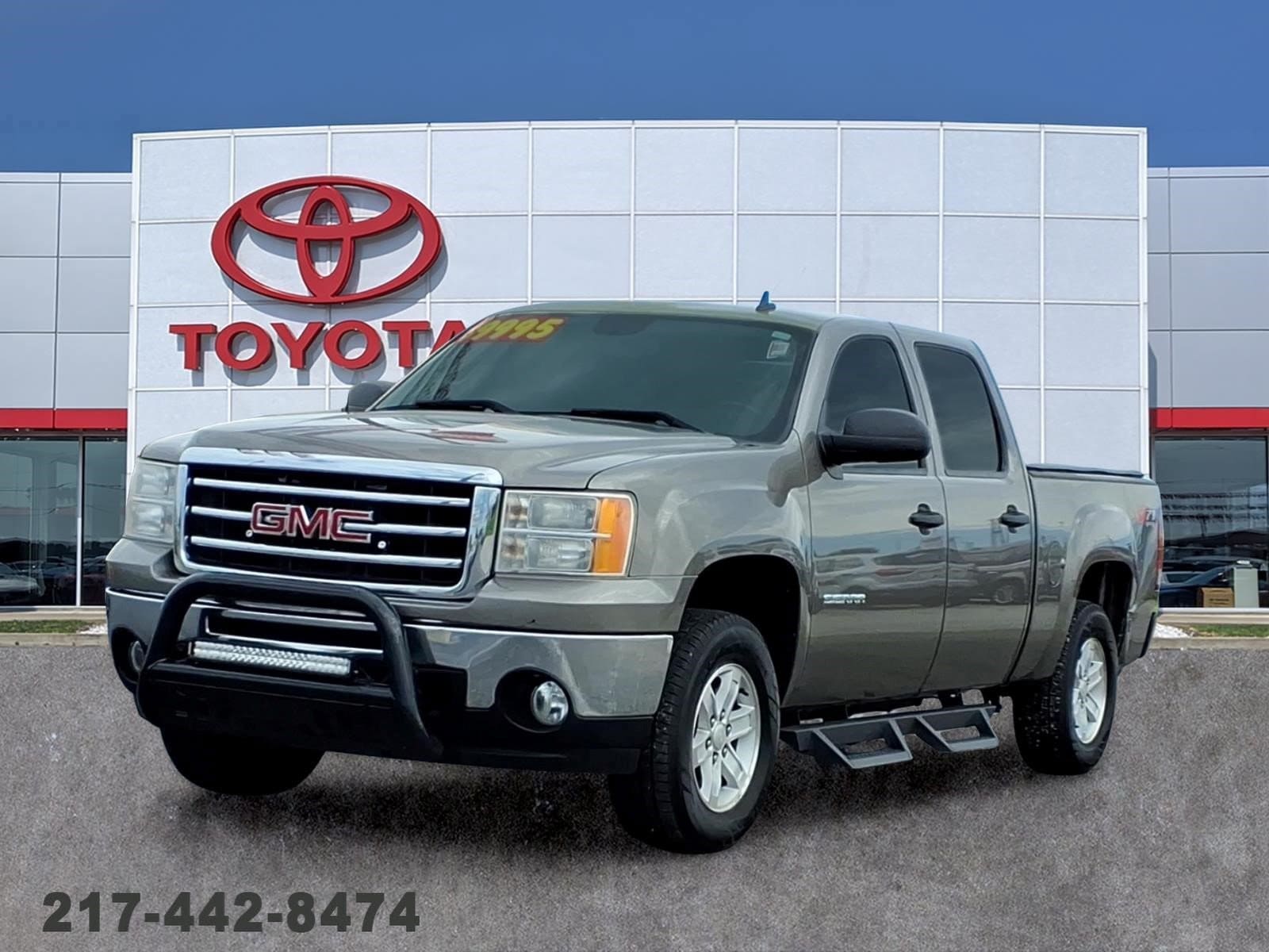 2012 GMC Sierra 4WD Crew Cab SLE SWB's photo