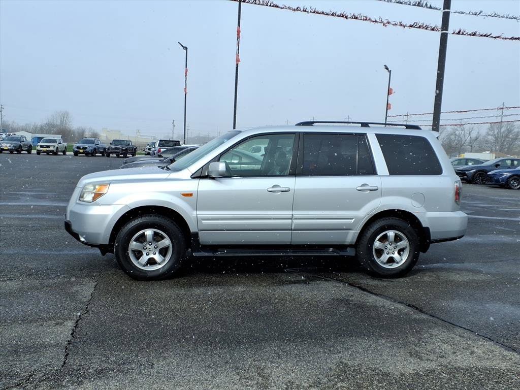 Used 2007 Honda Pilot EX with VIN 2HKYF18797H518789 for sale in Tilton, IL