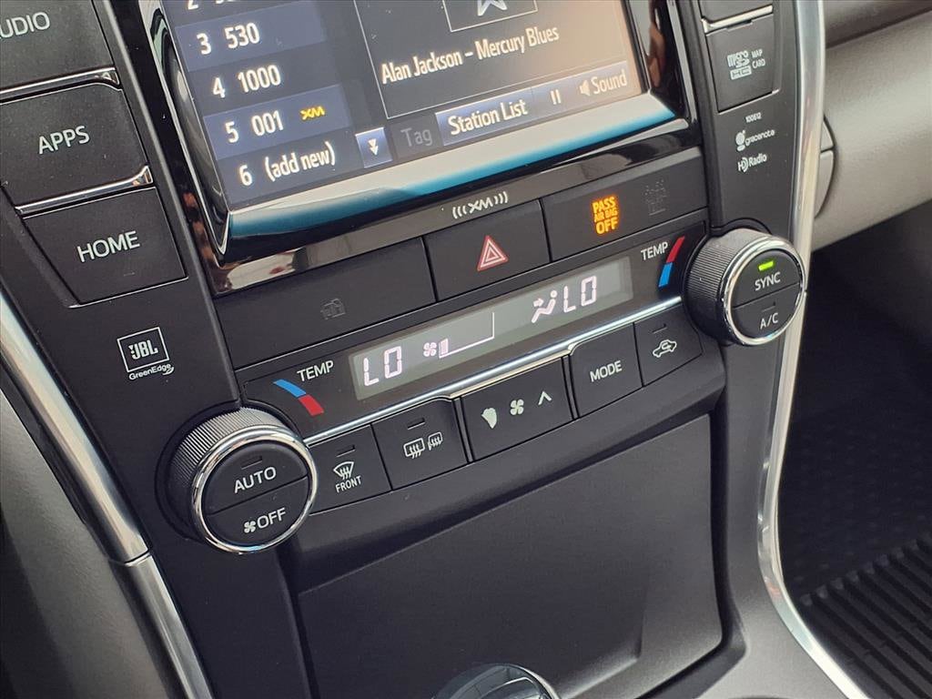 Used 2017 Toyota Camry XLE Sedan