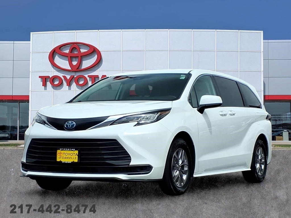 Used 2023 Toyota Sienna LE 8 Passenger Van Passenger Van