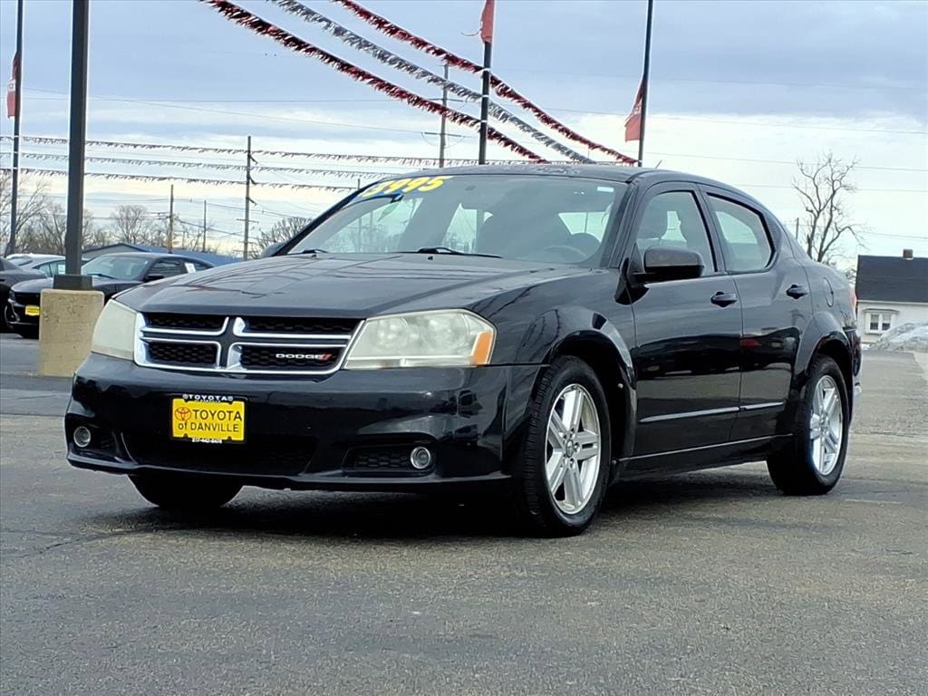 2013 Dodge Avenger SXT's photo