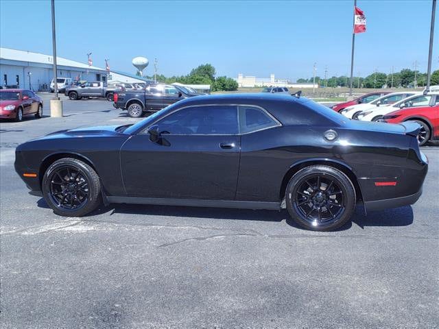 Used 2016 Dodge Challenger SXT with VIN 2C3CDZAG7GH149193 for sale in Tilton, IL