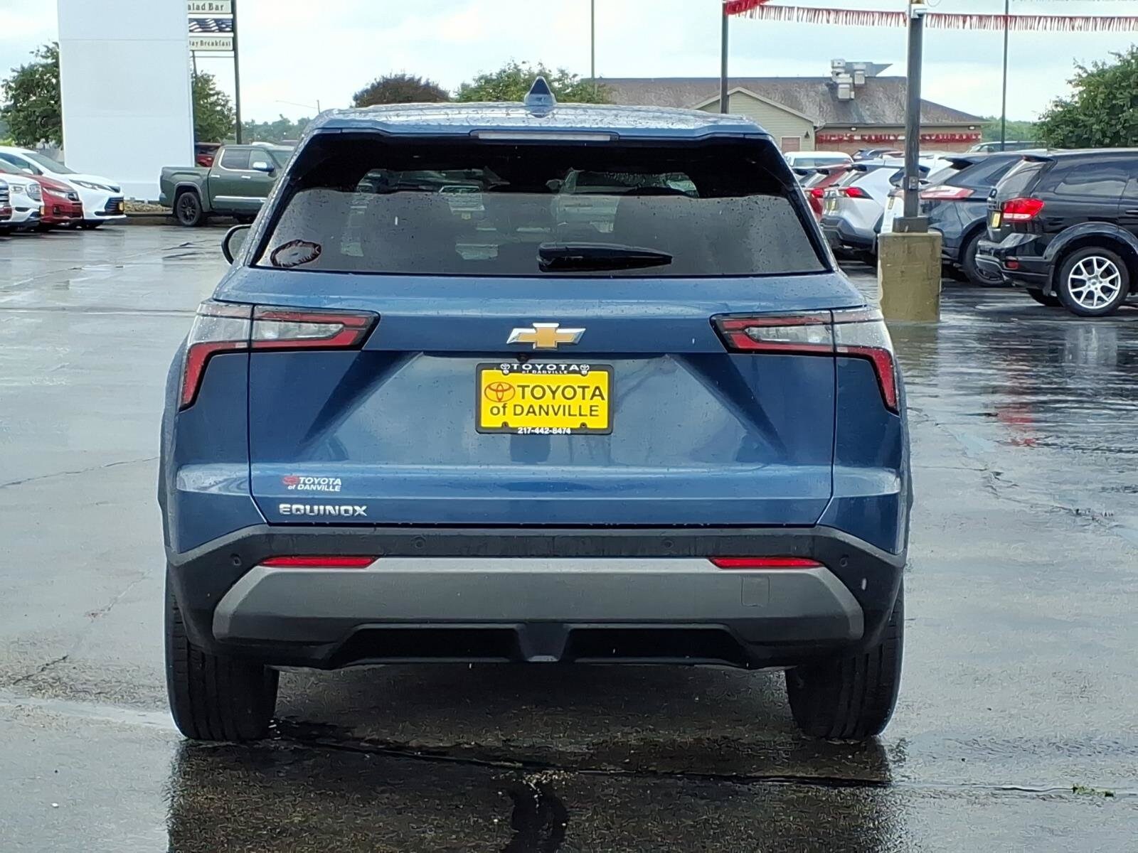 2025 Chevrolet Equinox LT - Photo 12