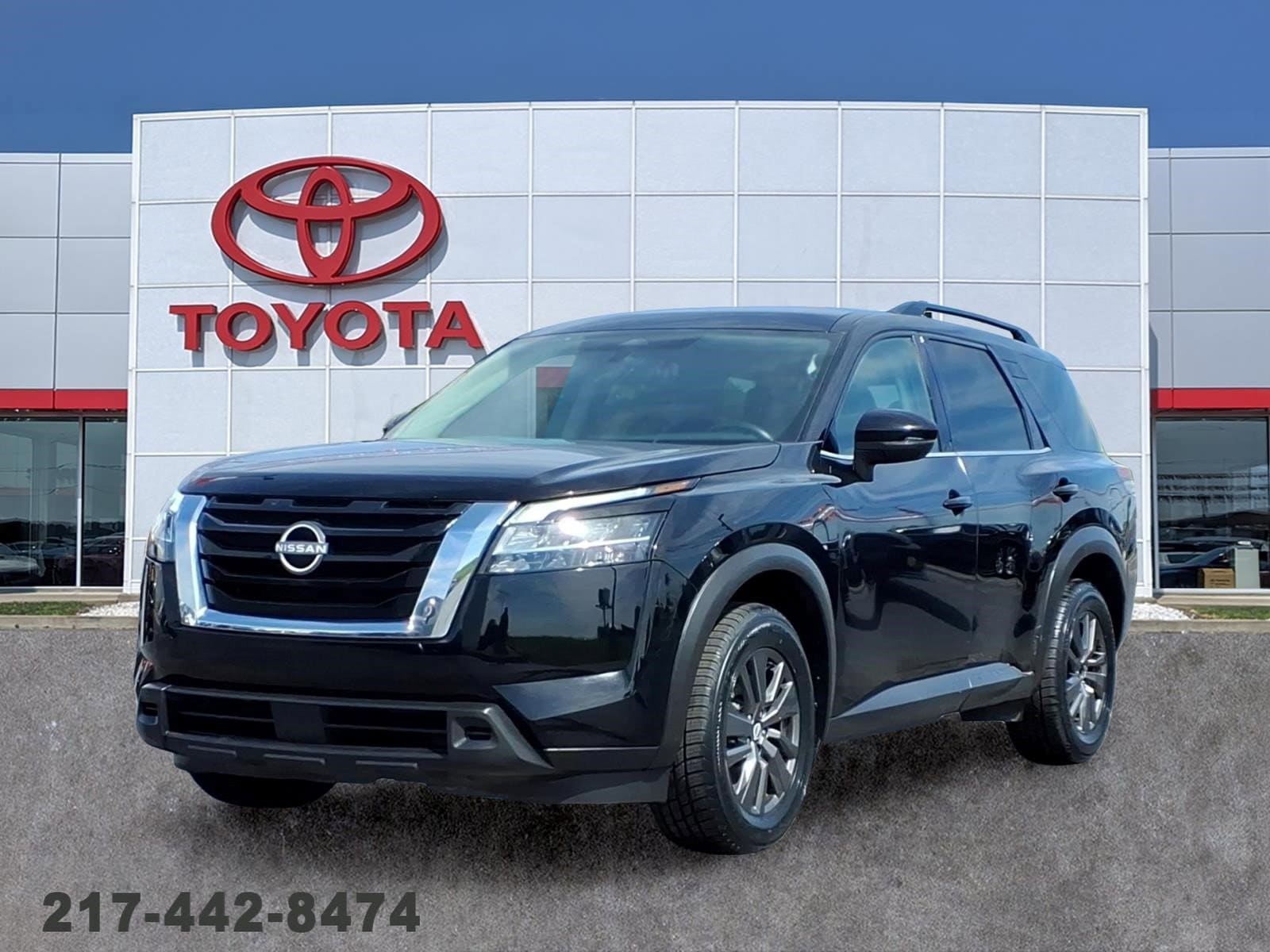 2022 Nissan Pathfinder SV 2WD's photo