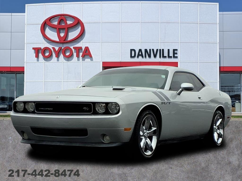 2009 Dodge Challenger R/T's photo