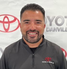 Staff member Mario Garza from ID_0198de