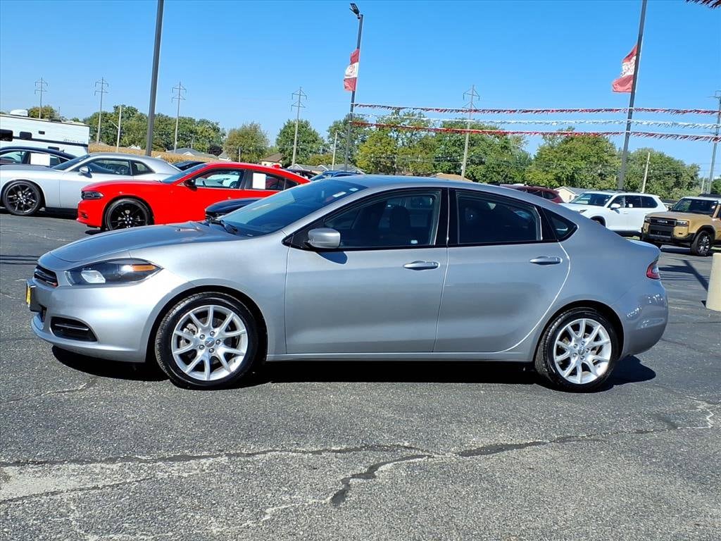 2014 Dodge Dart SXT photo 2