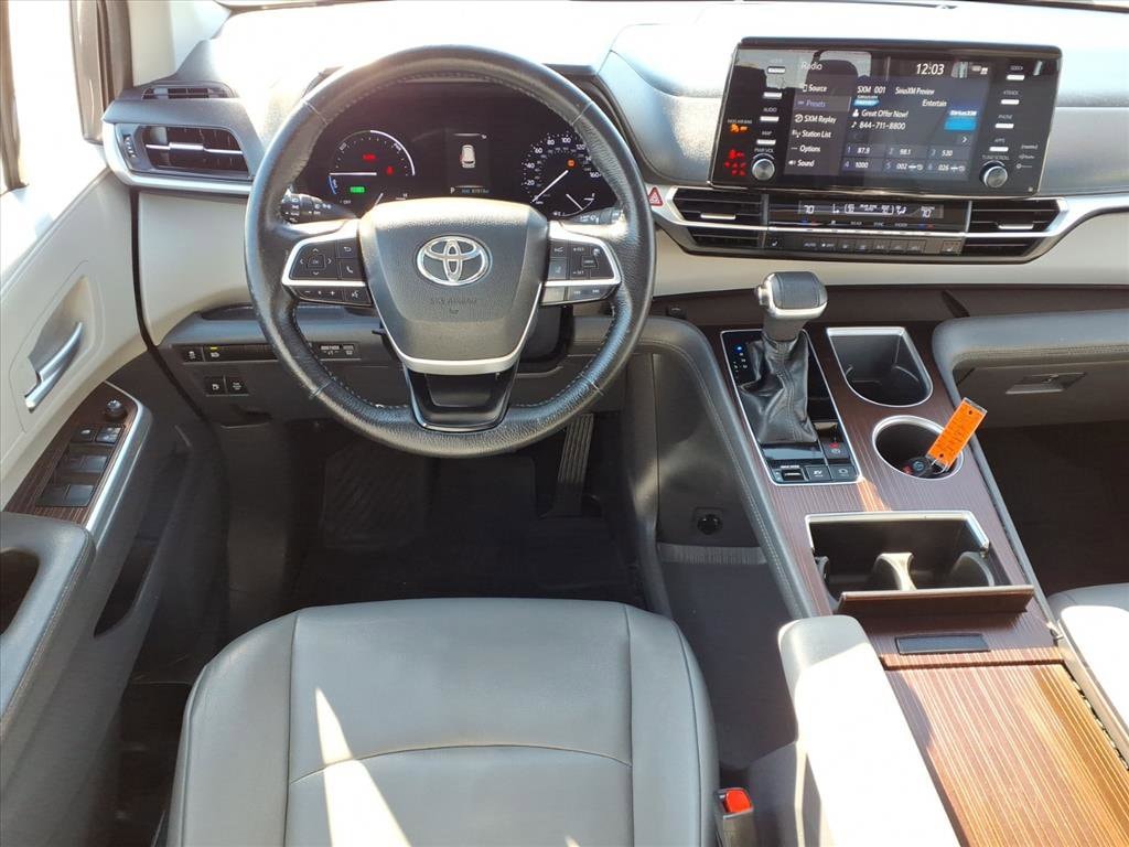 Used 2021 Toyota Sienna XLE 7 Passenger Van