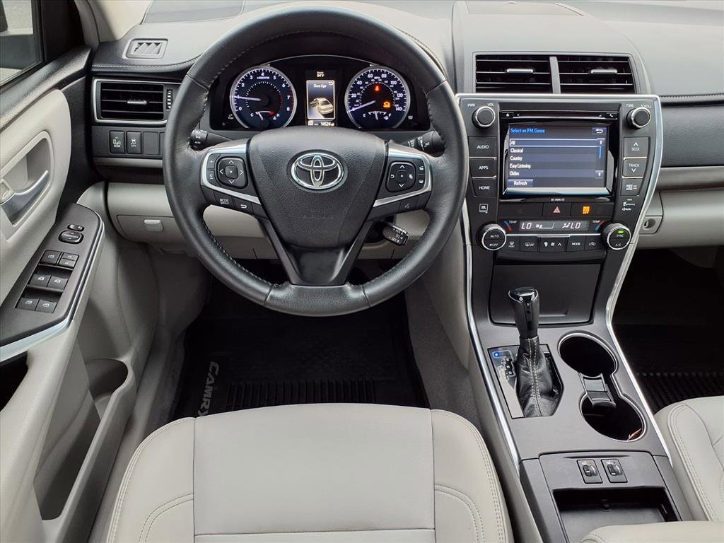 Used 2017 Toyota Camry XLE Sedan