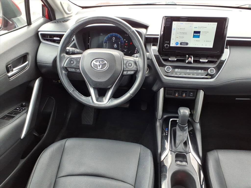 Used 2023 Toyota Corolla Cross XLE SUV