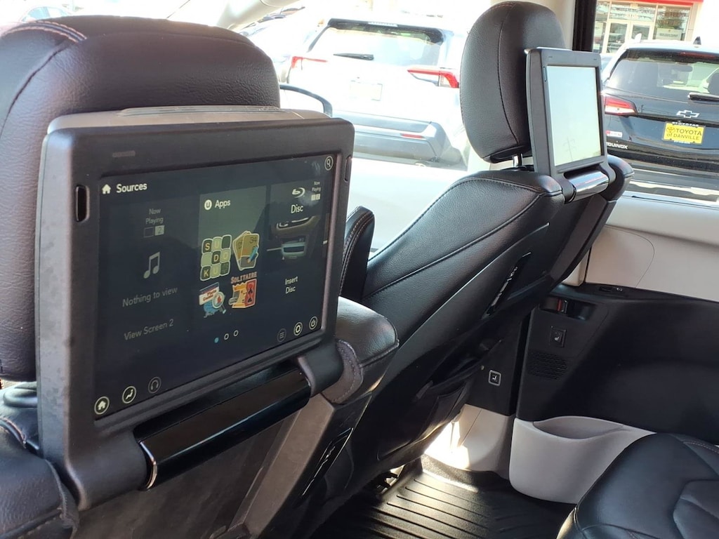 Used 2018 Chrysler Pacifica Touring L Plus Van