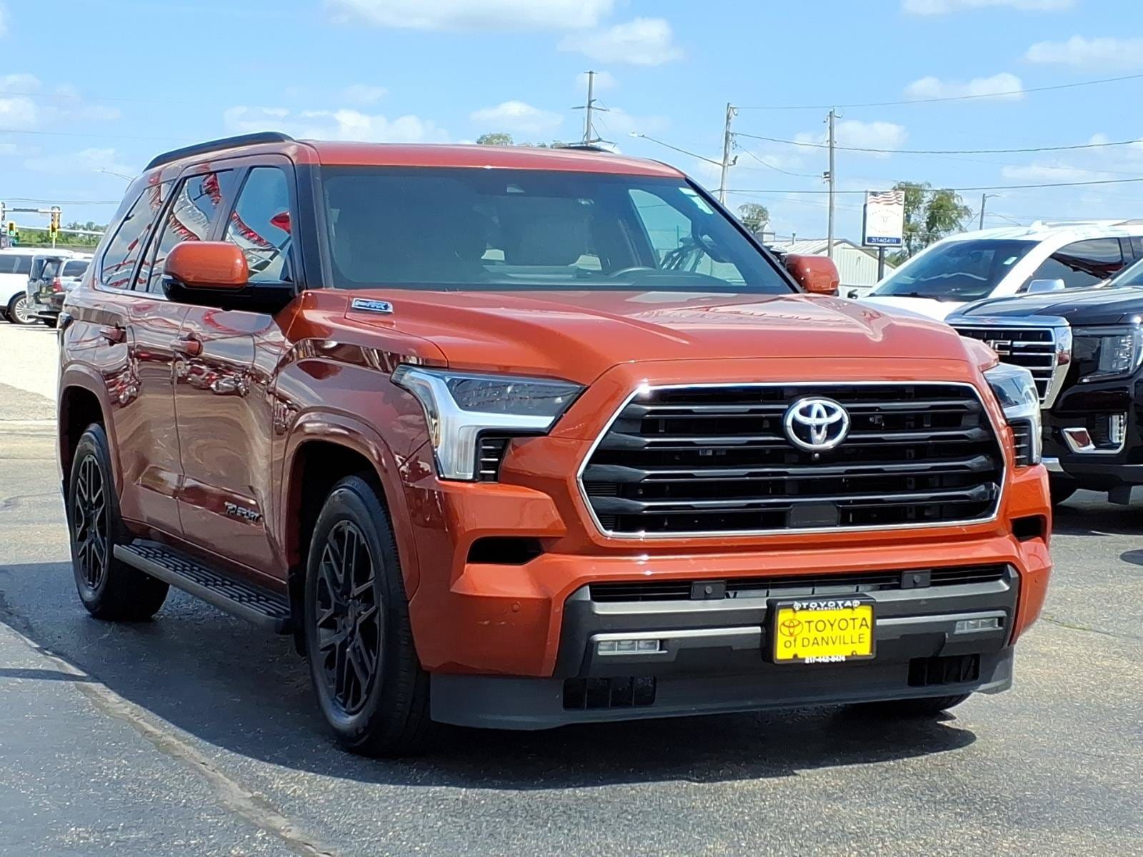2025 Toyota Sequoia SR5 - Photo 19