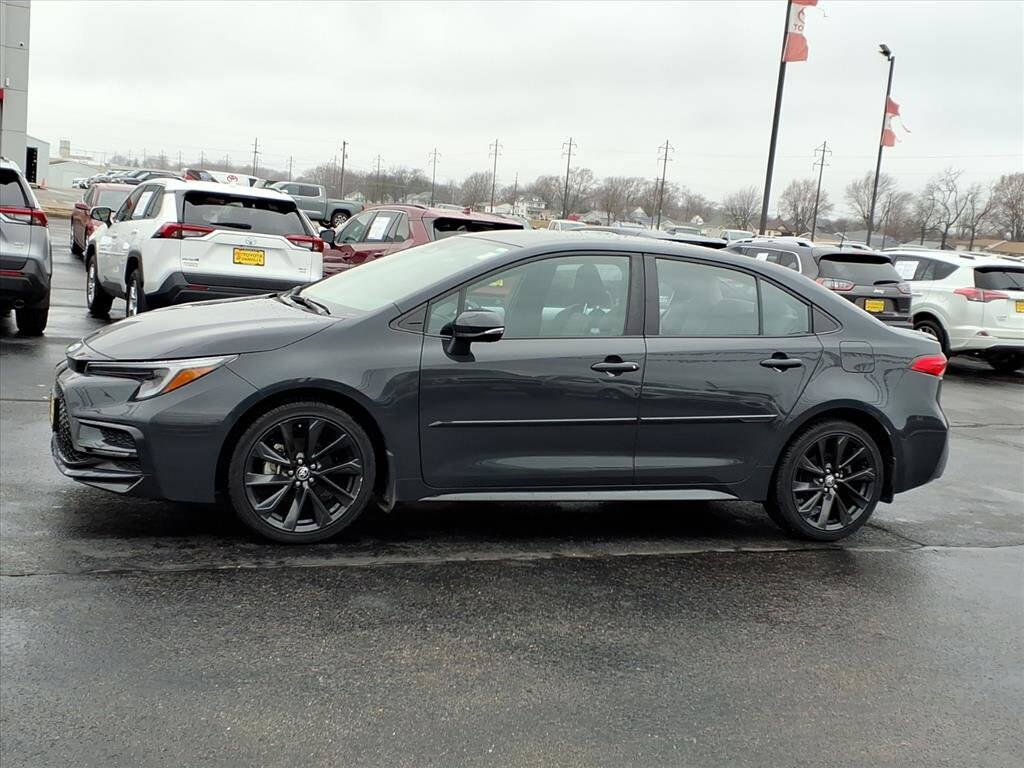 Used 2023 Toyota Corolla SE Sedan
