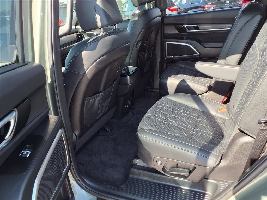 2025 Kia Telluride EX photo 2