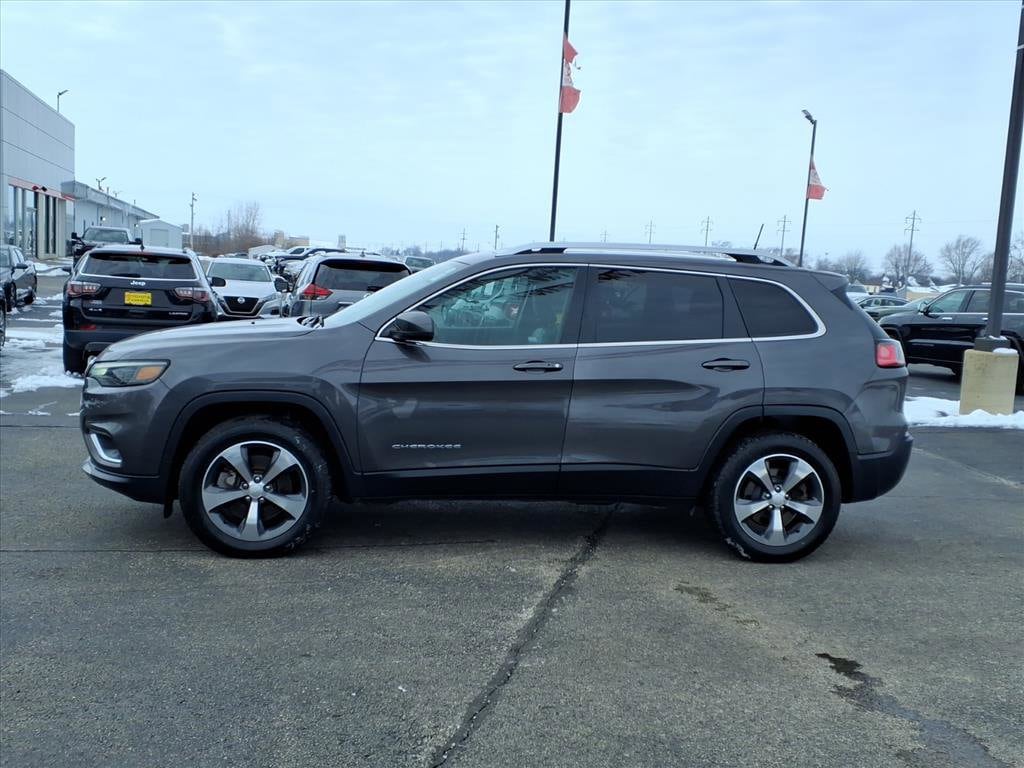 Used 2019 Jeep Cherokee Limited 4x4 SUV