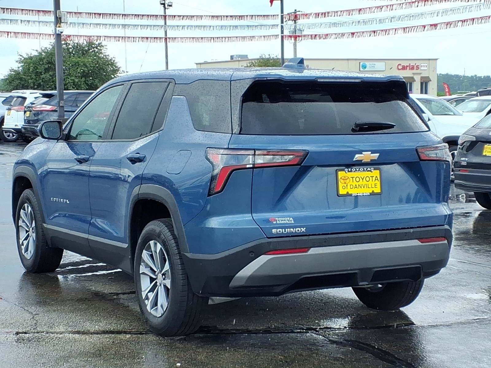 2025 Chevrolet Equinox LT - Photo 11